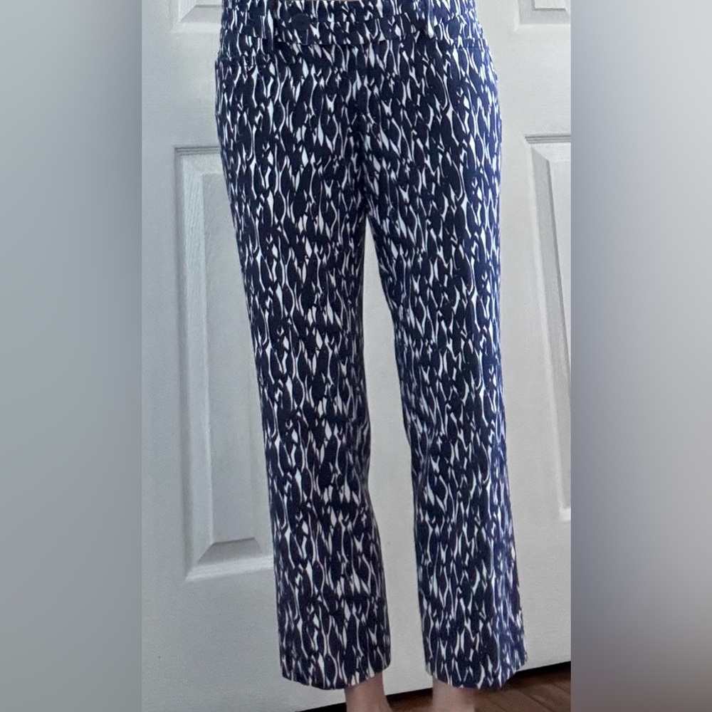 Lilly Pulitzer Navy and White Straight Leg capri Pants Brand new